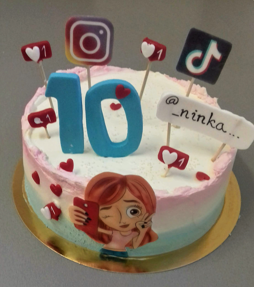 Torta Tinedžerka, TikTok, Instagram, Facebook...