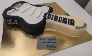 Torta Gitara