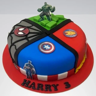Torta Avengers, Superhrdinovia