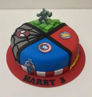 Torta Avengers, Superhrdinovia