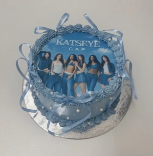 Torta Pop, KATSEYE